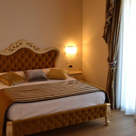 Agriturismo De Luca Mozzagrogna エクステリア 写真