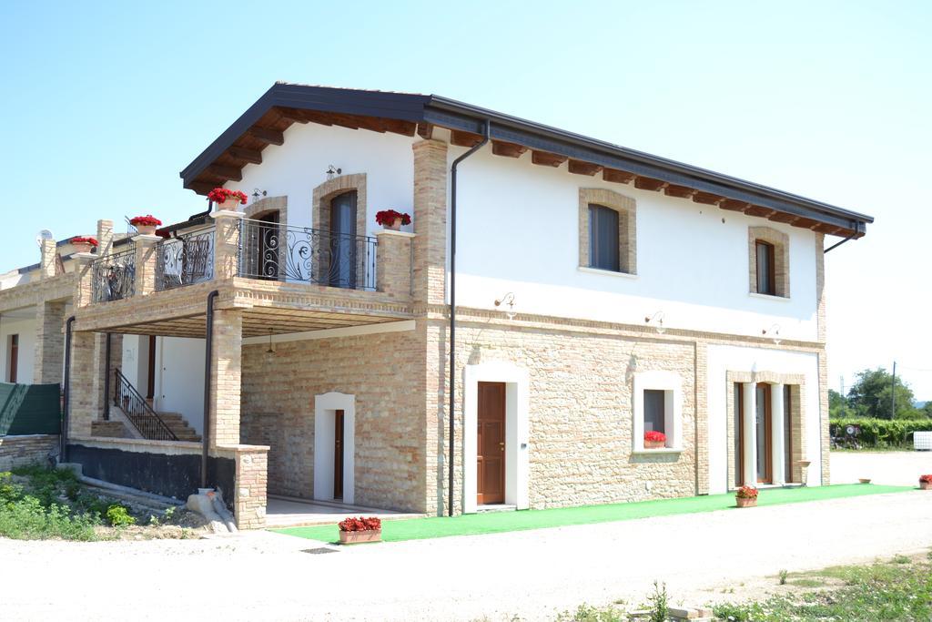 Agriturismo De Luca Mozzagrogna エクステリア 写真