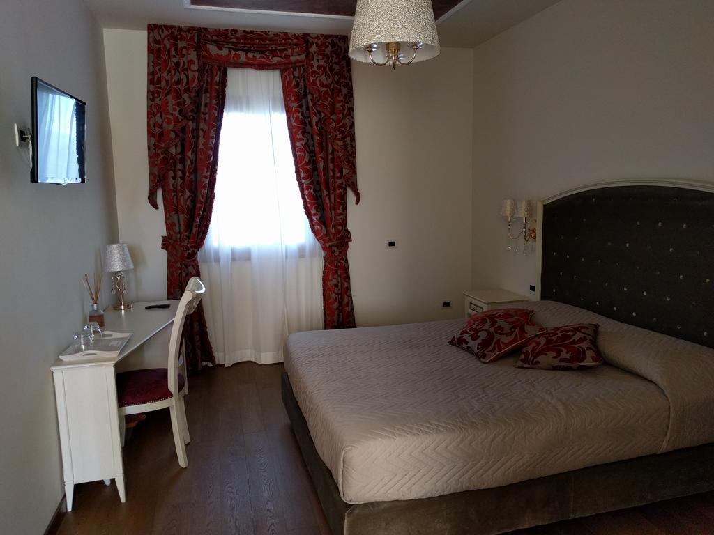 Agriturismo De Luca Mozzagrogna エクステリア 写真