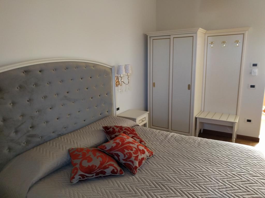 Agriturismo De Luca Mozzagrogna エクステリア 写真